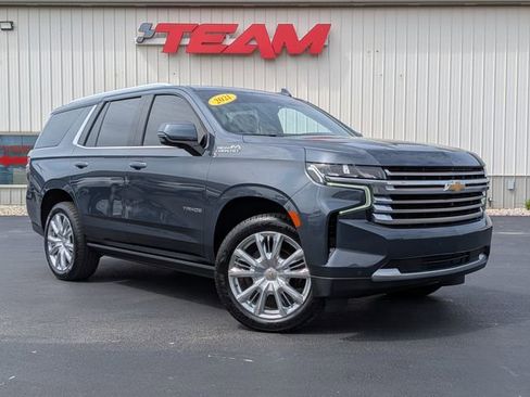 Used 2021 Chevrolet Tahoe High Country w/ Premium Package AWD/4WD image 1
