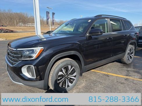 New 2026 Volkswagen Atlas SE image 3