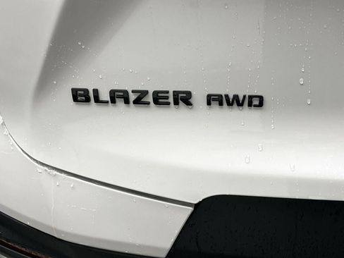 Certified 2024 Chevrolet Blazer LT w/ Midnight/Sport Edition AWD/4WD image 33