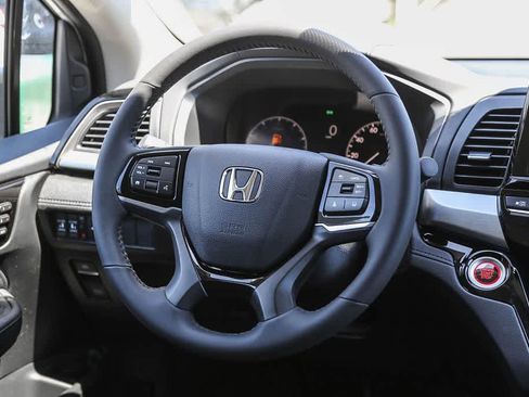 New 2026 Honda Odyssey Touring image 15