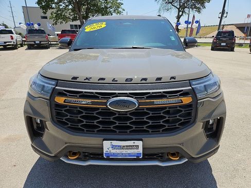 Used 2026 Ford Explorer Tremor w/ Tremor Ultimate Package AWD/4WD image 12