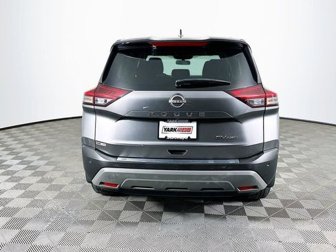 Certified 2023 Nissan Rogue SV image 10