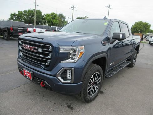 Used 2020 GMC Sierra 1500 AT4 w/ AT4 Premium Package AWD/4WD image 12