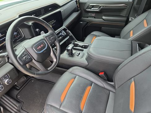 Used 2024 GMC Sierra 1500 AT4 w/ AT4 Premium Package AWD/4WD image 17