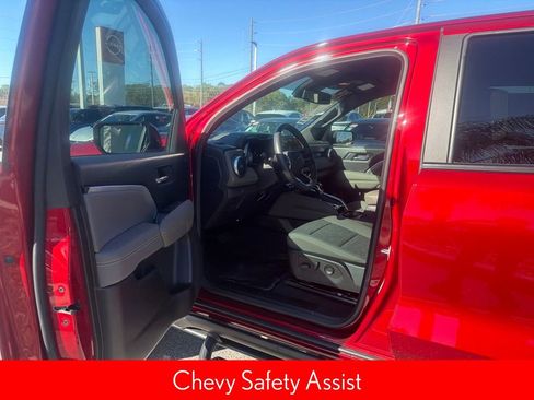 Used 2024 Chevrolet Colorado ZR2 w/ Technology Package image 13