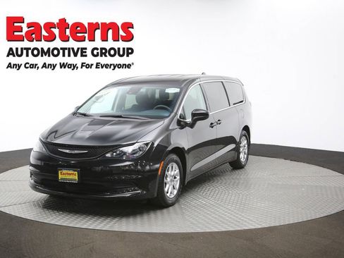 Used 2023 Chrysler Voyager LX FWD image 53