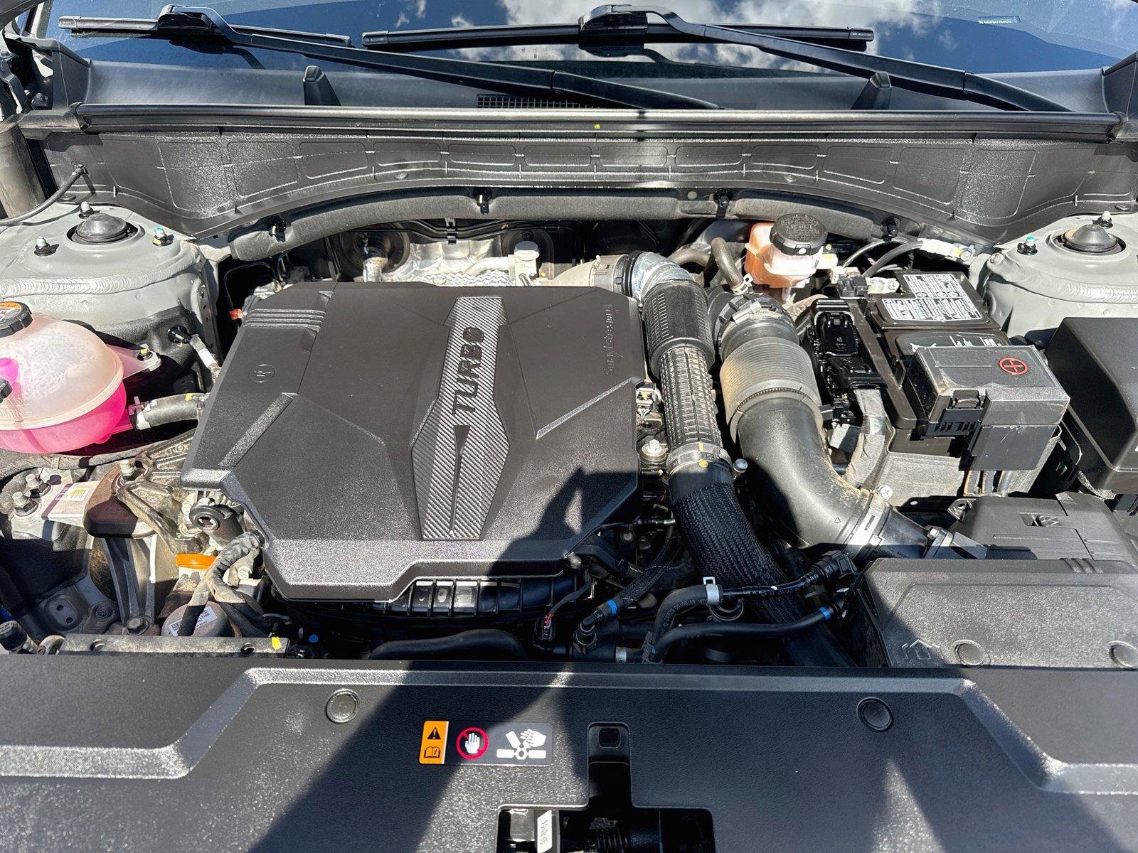 Used 2025 Hyundai Santa Fe SEL FWD image 11