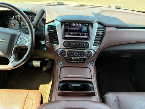 Used 2015 Chevrolet Tahoe LTZ AWD/4WD image 19