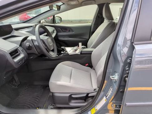 Used 2026 Toyota Prius LE w/ Protection Package #3 (TMS) FWD image 12