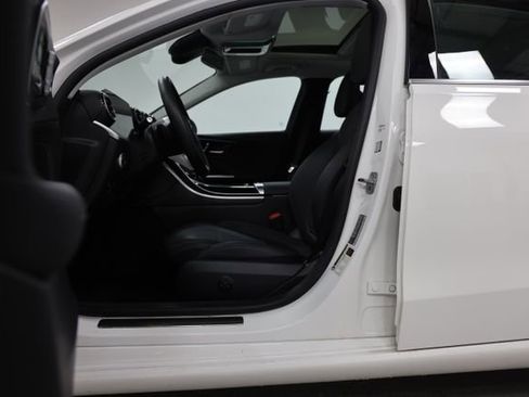 Used 2025 Mercedes-Benz C 300 C 300 image 12