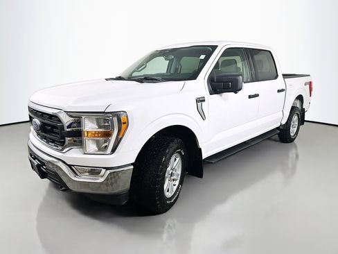 Used 2022 Ford F150 XLT image 3