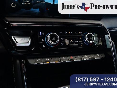 Used 2023 GMC Sierra 1500 AT4X AWD/4WD image 13