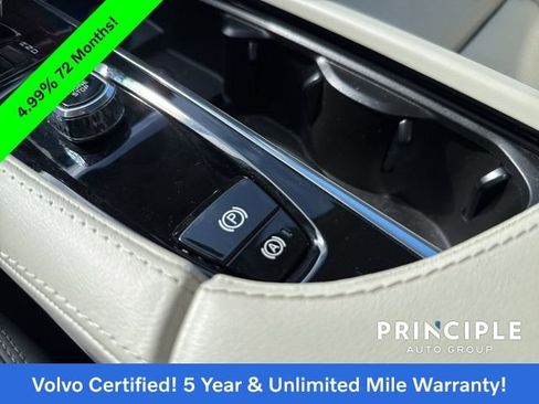 Certified 2023 Volvo XC90 B6 Ultimate w/ Protection Package Premier image 20
