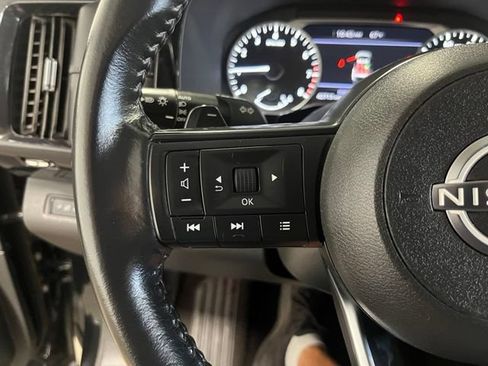 Used 2024 Nissan Pathfinder SV FWD image 26