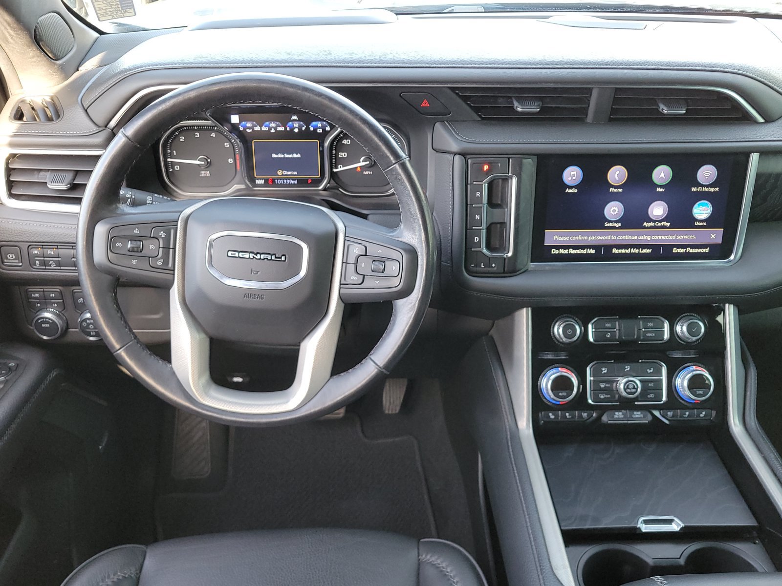 Used 2021 GMC Yukon XL Denali AWD/4WD image 10