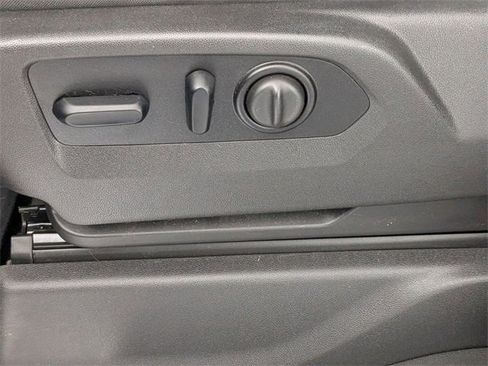 Used 2021 Chevrolet Silverado 1500 LT Trail Boss w/ Convenience Package II image 14