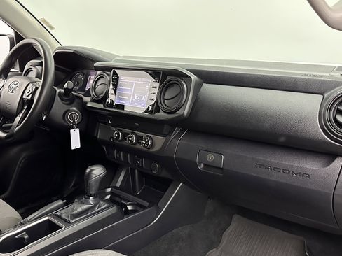 Used 2021 Toyota Tacoma SR w/ SR Convenience Package image 33