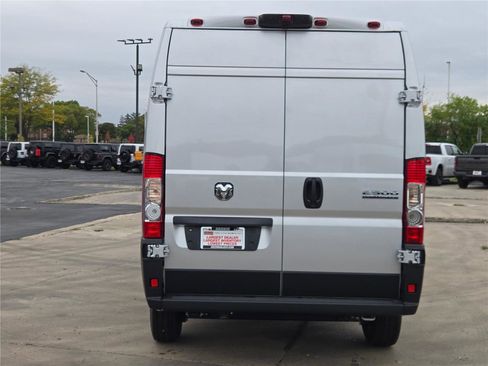 New 2026 RAM ProMaster 2500 image 16