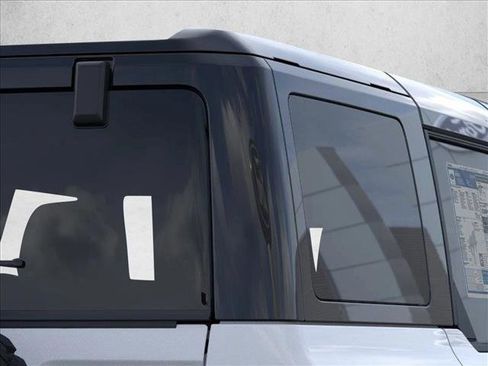 New 2026 Ford Bronco Badlands image 25