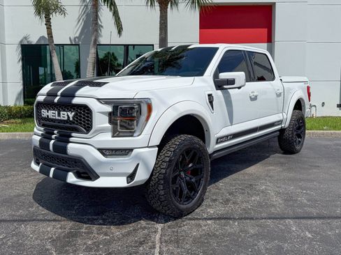 Used 2022 Ford F150 Lariat w/ Equipment Group 502A High AWD/4WD image 9