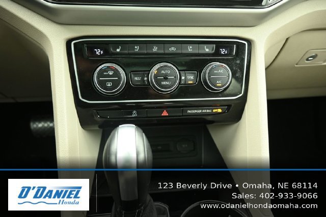 Used 2021 Volkswagen Atlas SEL Premium AWD/4WD image 33