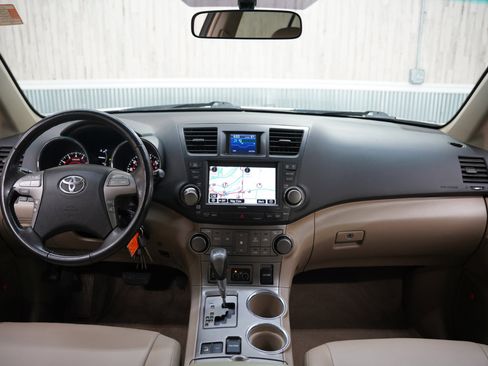 Used 2008 Toyota Highlander Sport image 17