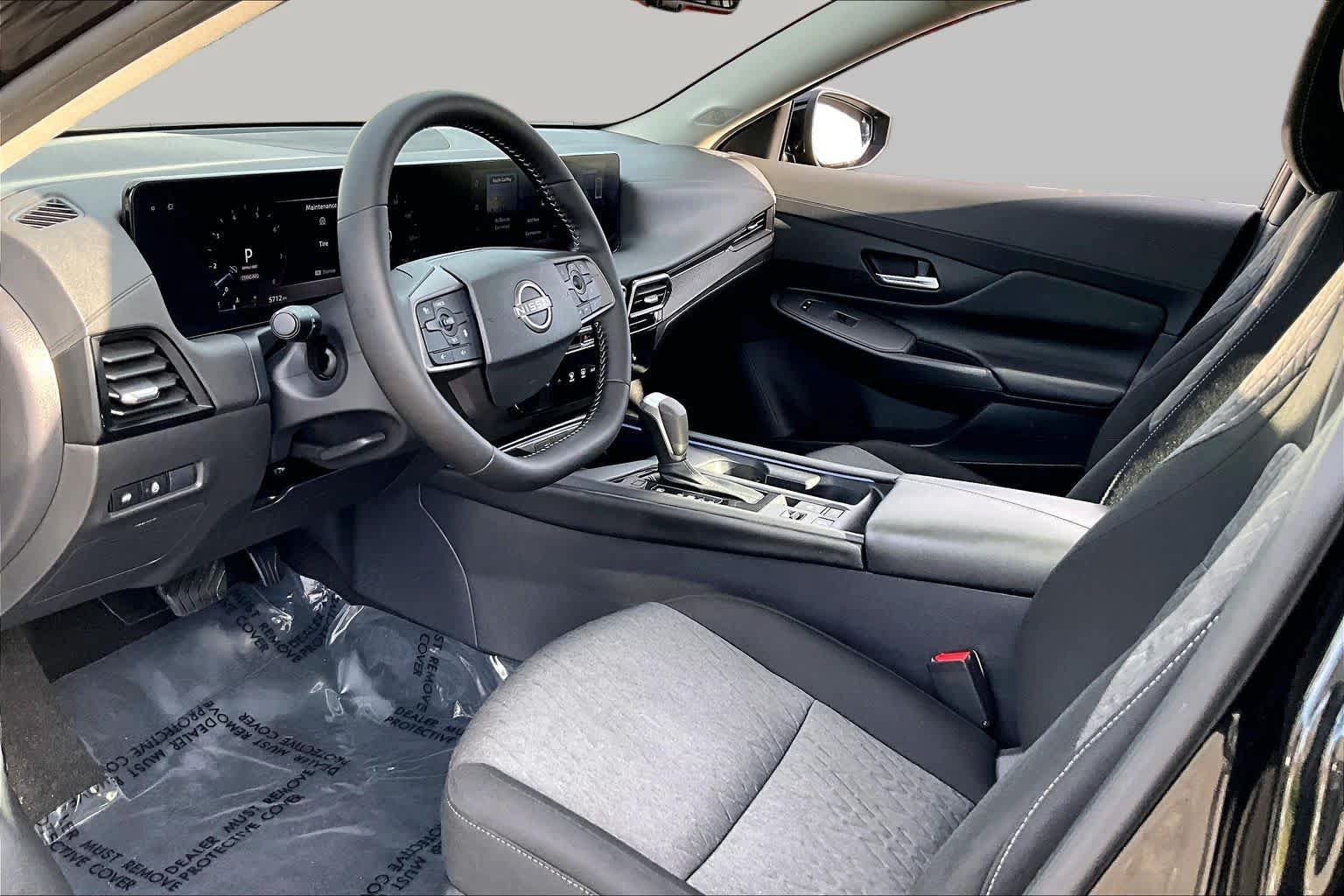 Used 2026 Nissan Sentra SV w/ SV Convenience Package FWD image 17