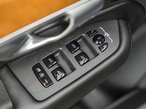 Used 2023 Volvo XC90 B6 Plus w/ Protection Package AWD/4WD image 38