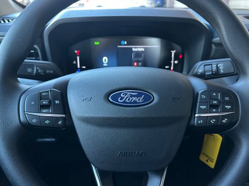 New 2025 Ford Maverick XL w/ Equipment Group 101A image 20