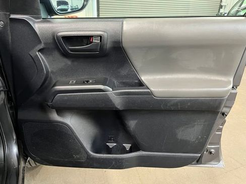 Used 2020 Toyota Tacoma SR w/ SX Package RWD image 11
