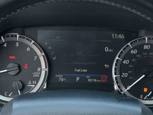 Used 2024 Toyota Highlander XSE image 16