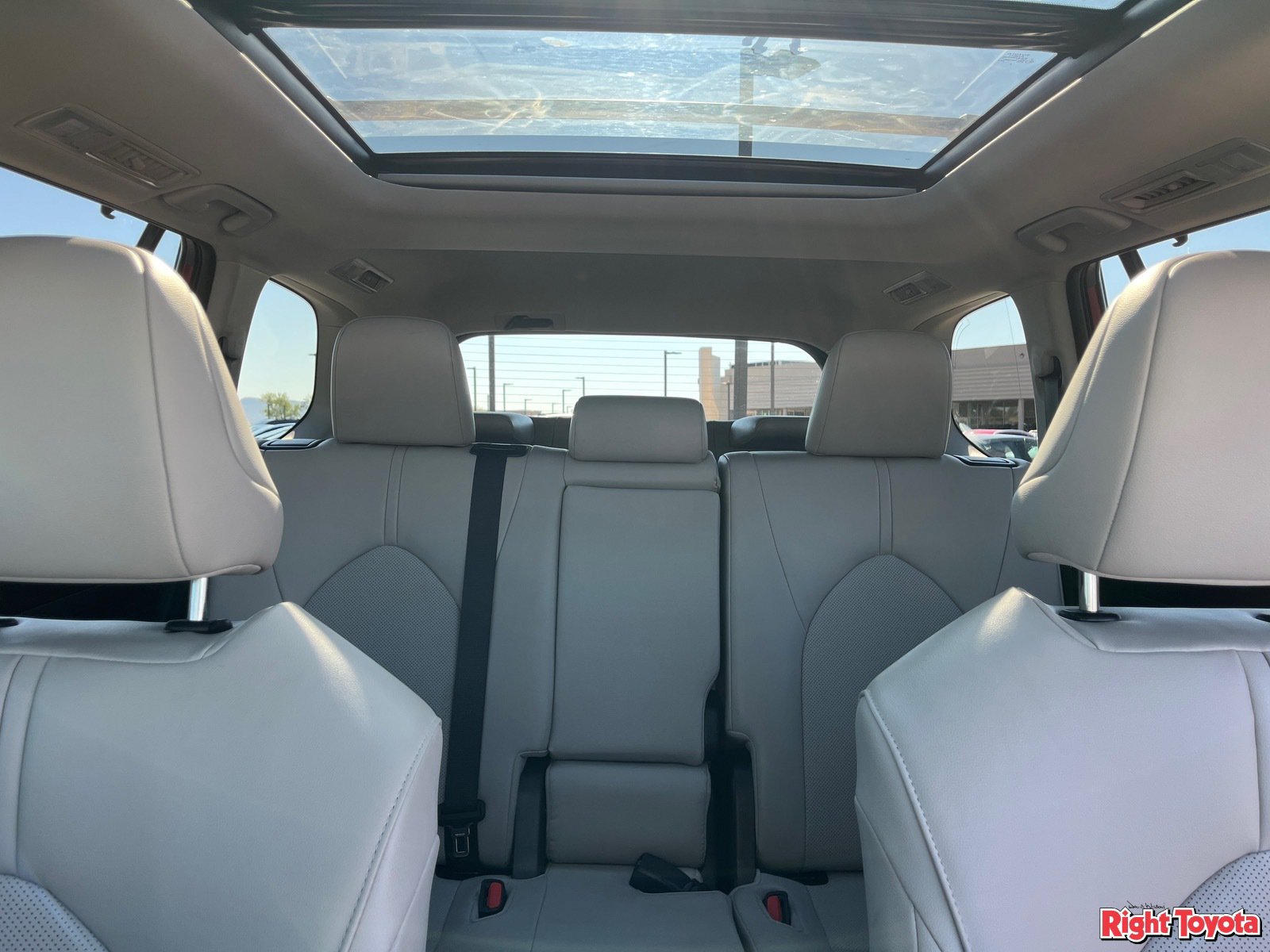 Certified 2026 Toyota Grand Highlander AWD Hybrid image 32