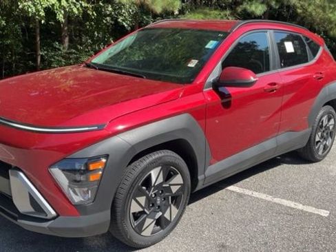 Used 2025 Hyundai Kona SEL FWD image 1