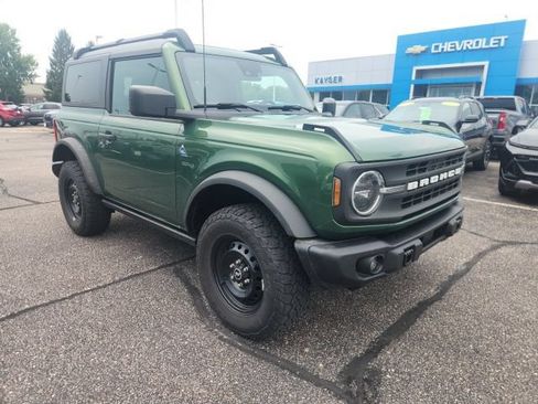 Used 2022 Ford Bronco Black Diamond AWD/4WD image 1