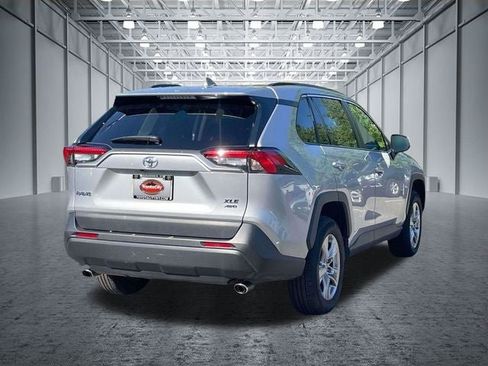 Certified 2025 Toyota RAV4 XLE AWD/4WD image 8