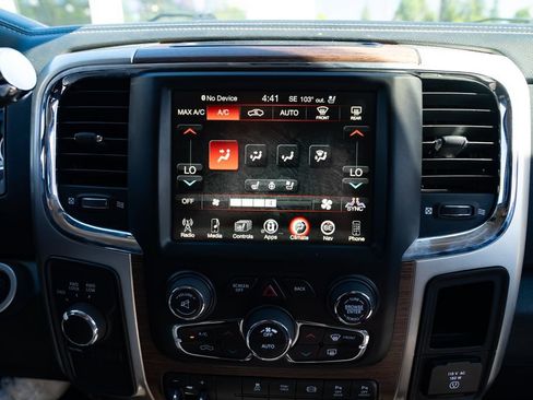 Used 2017 RAM 2500 Laramie w/ Convenience Group AWD/4WD image 14