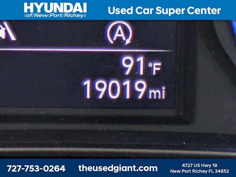 Used 2023 Hyundai Kona SE image 32