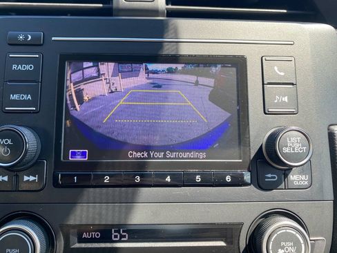 Used 2021 Honda Civic LX image 16