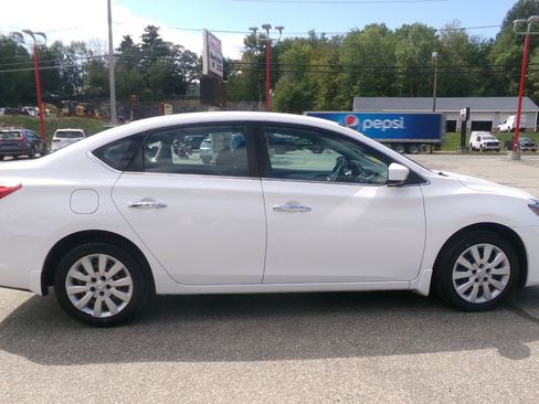 Used 2017 Nissan Sentra S FWD image 6