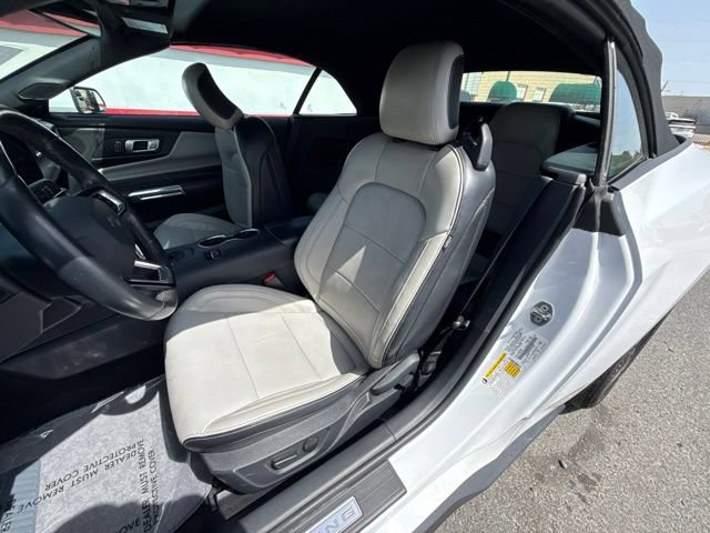 Used 2024 Ford Mustang Premium RWD image 5