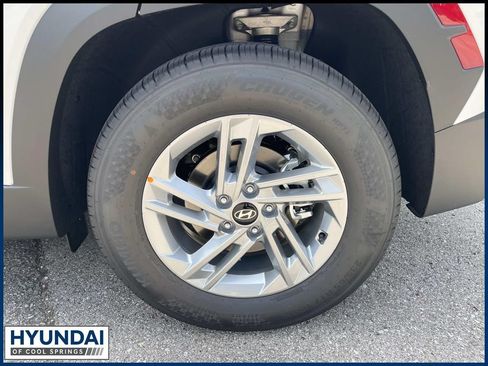 New 2026 Hyundai Tucson SE FWD image 11