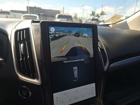 Certified 2022 Ford Edge SEL w/ Convenience Package image 14