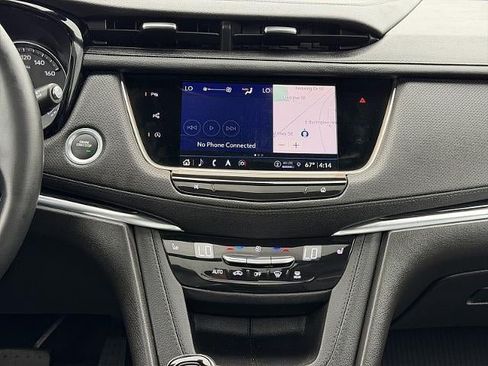 Used 2025 Cadillac XT5 Premium Luxury w/ Technology Package AWD/4WD image 20
