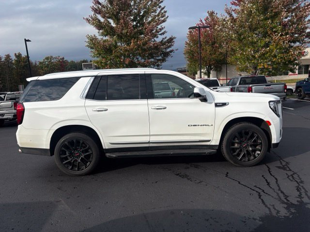 Used 2023 GMC Yukon Denali w/ Advanced Technology Package AWD/4WD image 5
