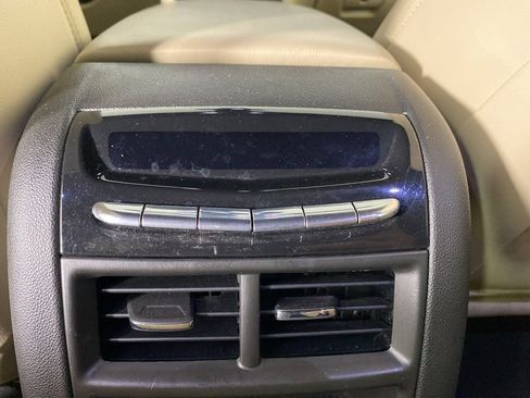 Used 2017 Cadillac XT5 Premium Luxury image 17