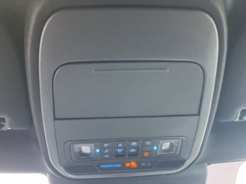 Used 2025 Ford Expedition Max Platinum w/ Stealth Performance Package image 30