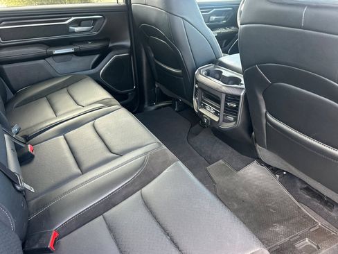 Used 2025 RAM 1500 Laramie AWD/4WD image 18