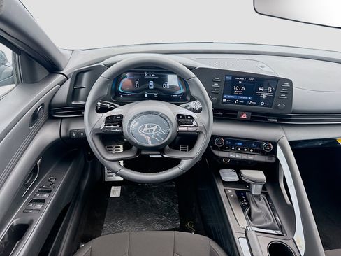 New 2026 Hyundai Elantra Sport FWD image 15