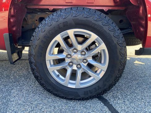 Used 2019 Chevrolet Silverado 1500 LT w/ All-Star Edition image 11