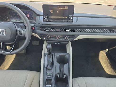 Used 2023 Honda Accord EX image 11